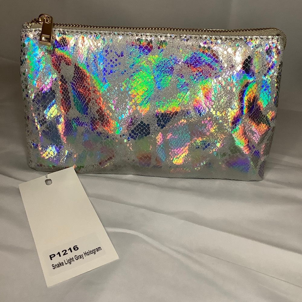 Liz Crossbody in Holographic Snake